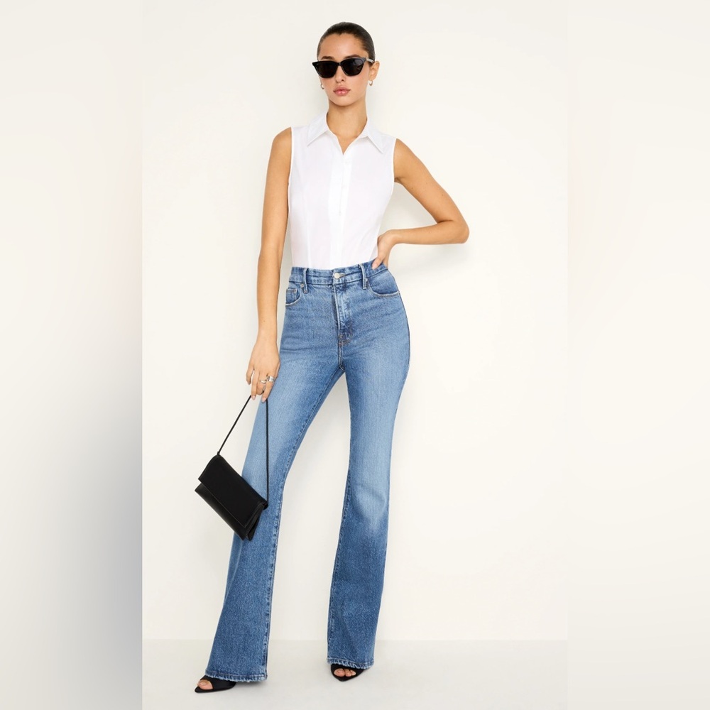 Good American SOFT-TECH GOOD CLASSIC SLIM BOOTCUT JEANS